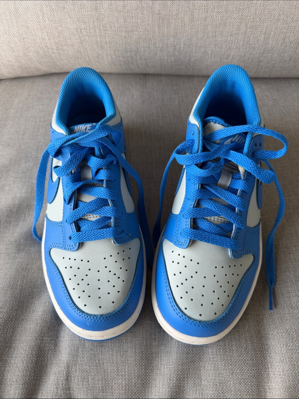 Nike Kids Low-Top Sneakers in Bright Blue and Light Gray